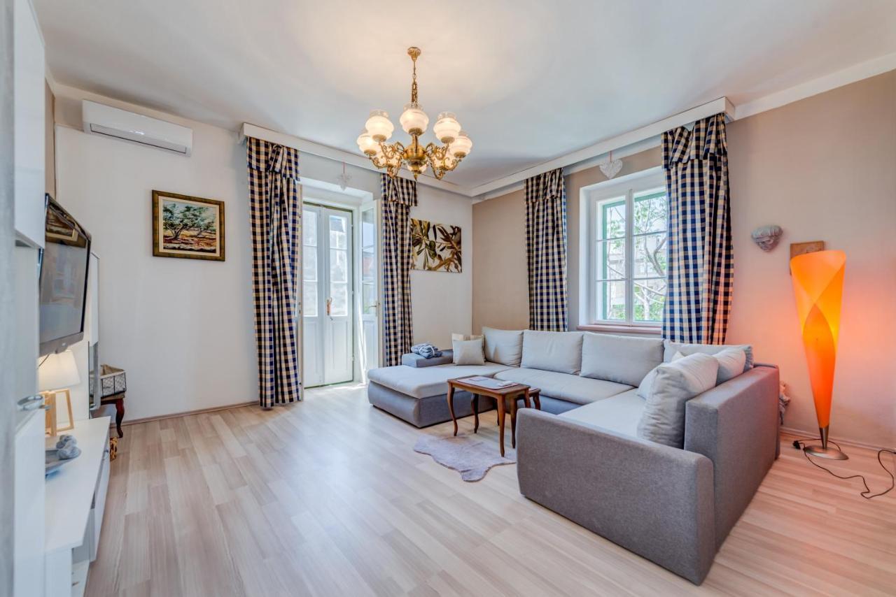 Apartment Pape Split Kültér fotó