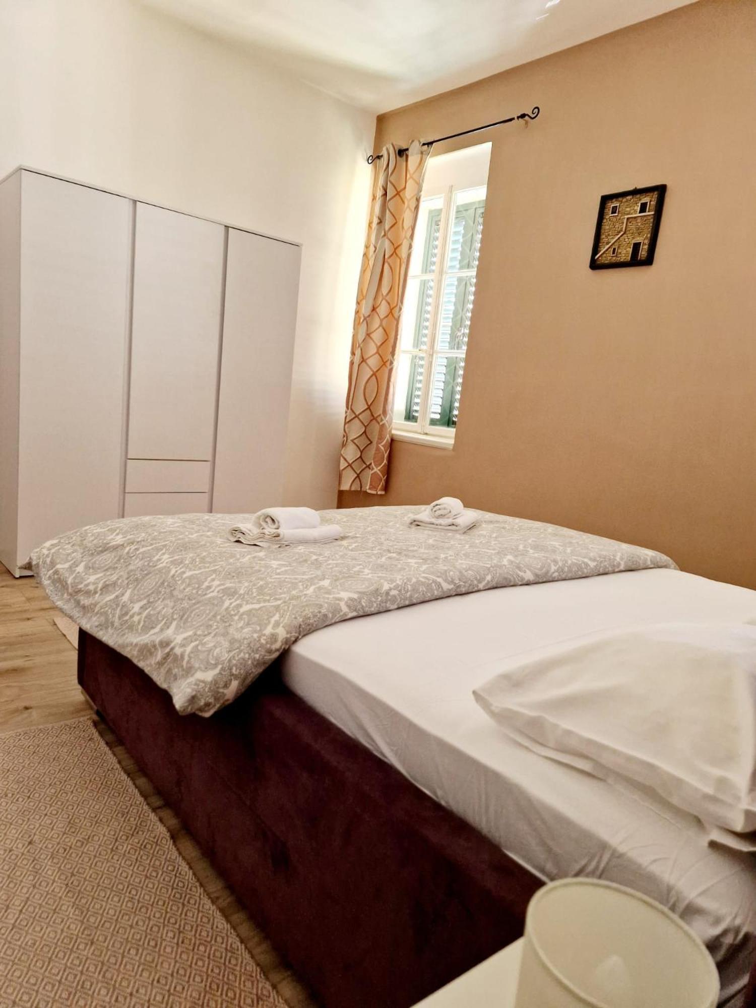 Apartment Pape Split Kültér fotó