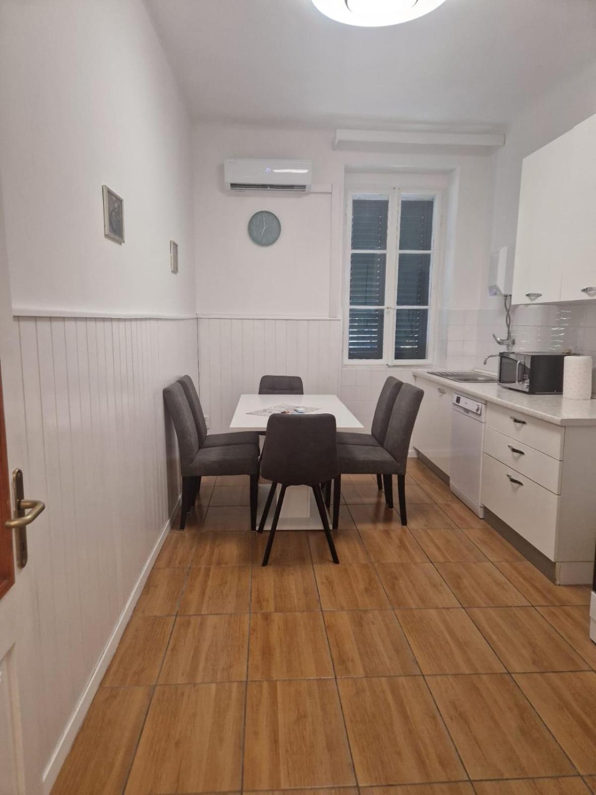 Apartment Pape Split Kültér fotó